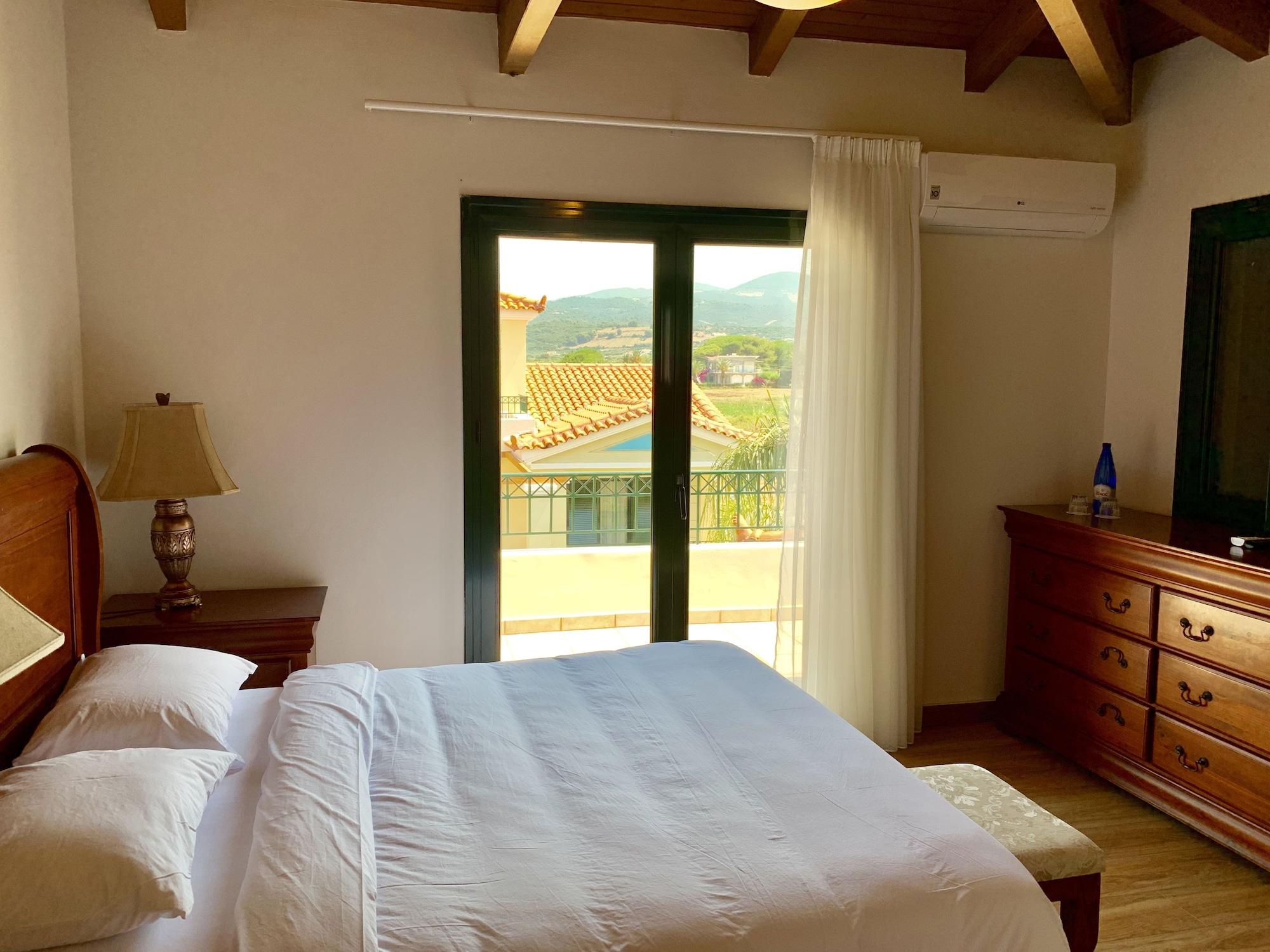 Messina Resort Hotel Kyparissia Esterno foto