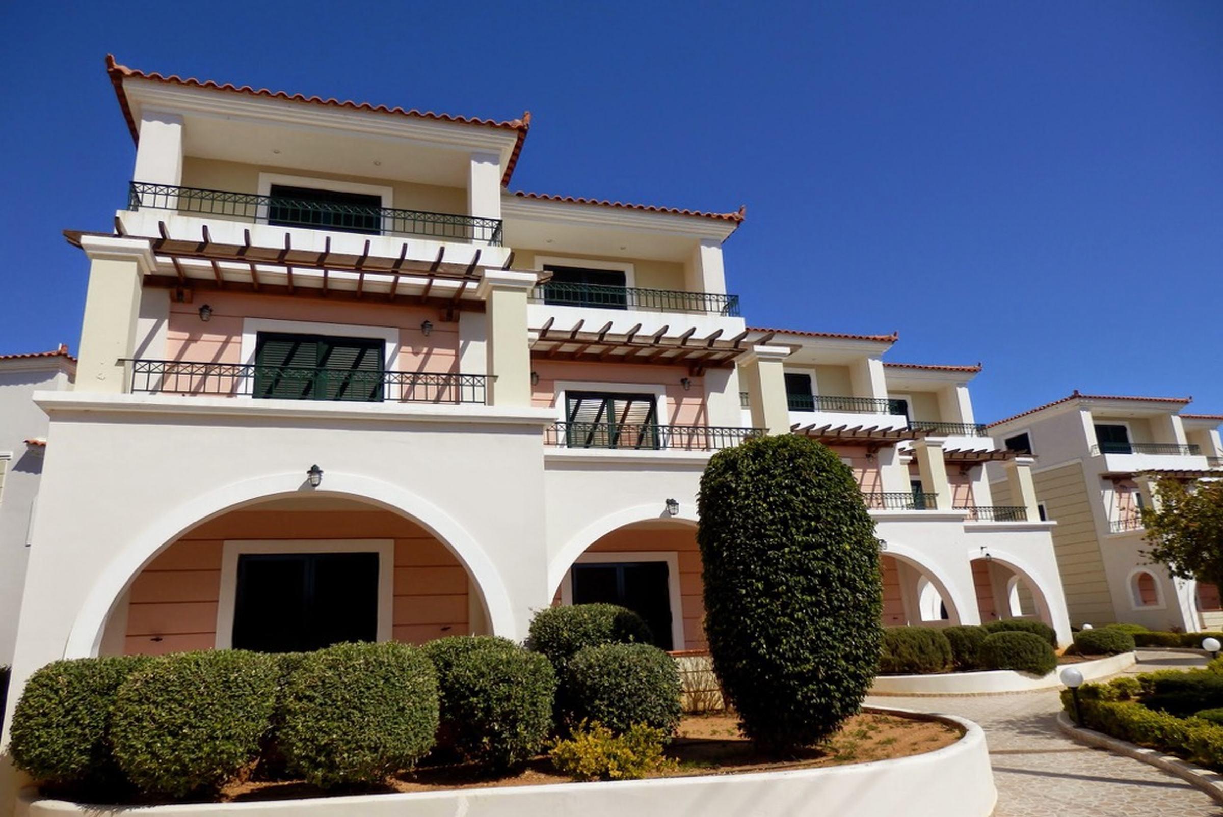 Messina Resort Hotel Kyparissia Esterno foto