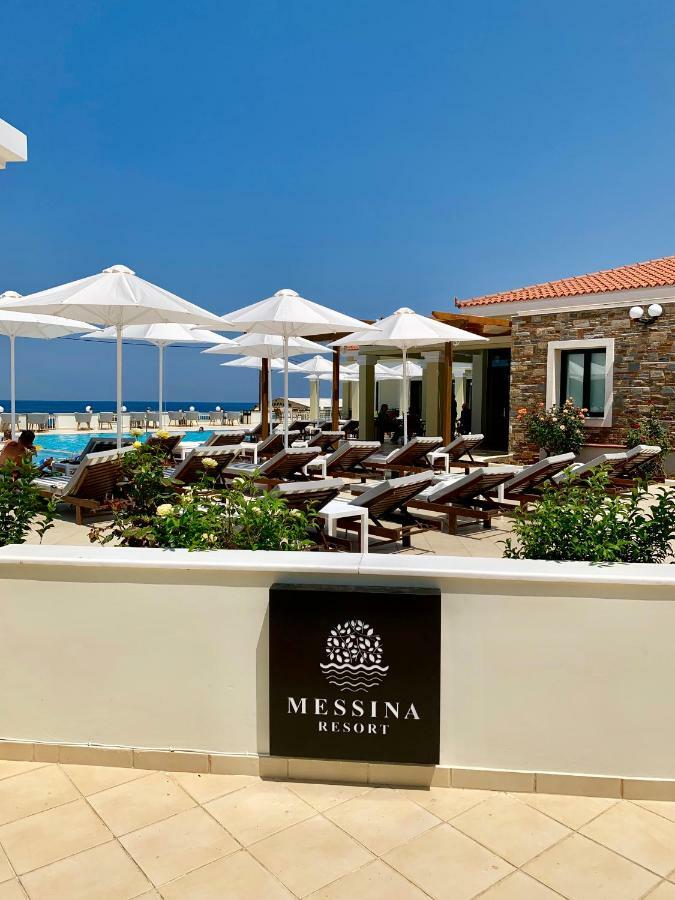 Messina Resort Hotel Kyparissia Esterno foto