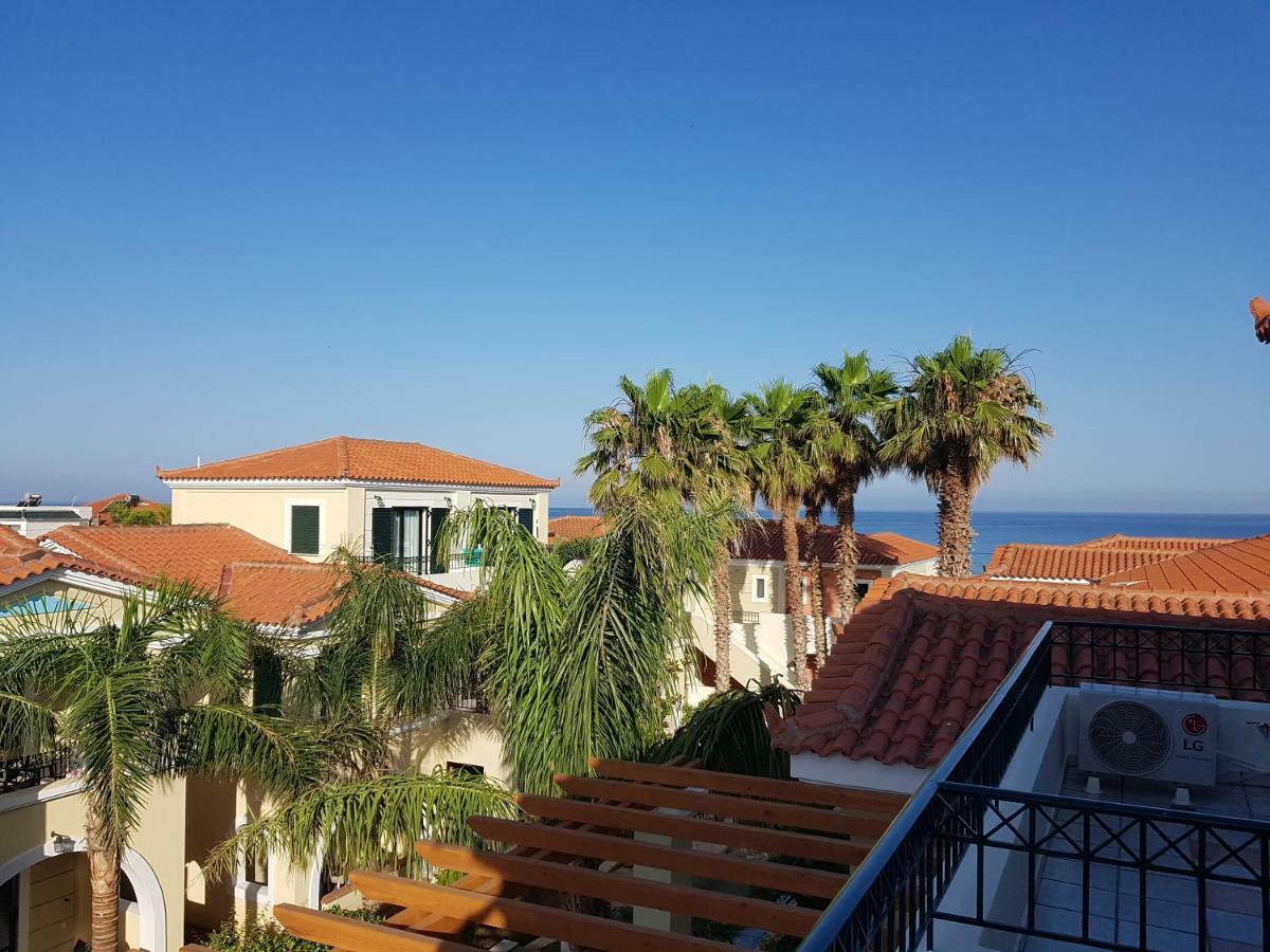 Messina Resort Hotel Kyparissia Esterno foto
